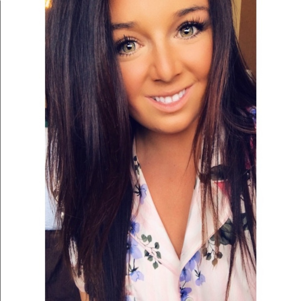 Meet your Posher, Kayla
